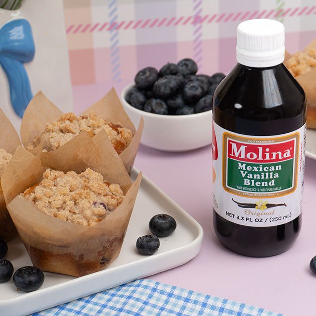 BLUEBERRY MUFFINS WITH CINNAMON CRUMB TOPPING